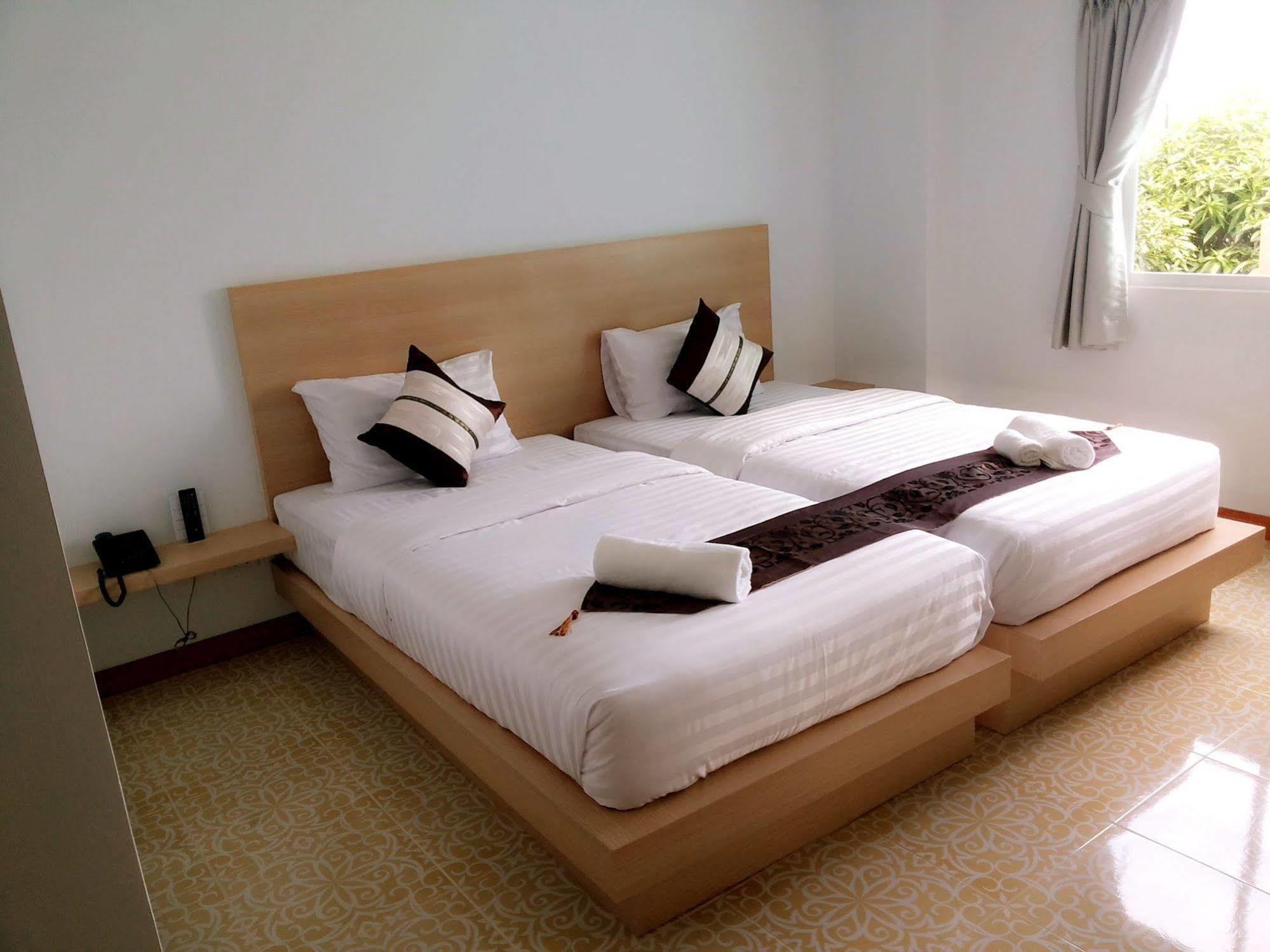 Hotel The Duck Phuket Exterior foto